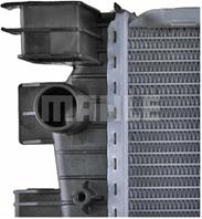 Радиатор vw t5 2.0l,1.9tdi 2003 >